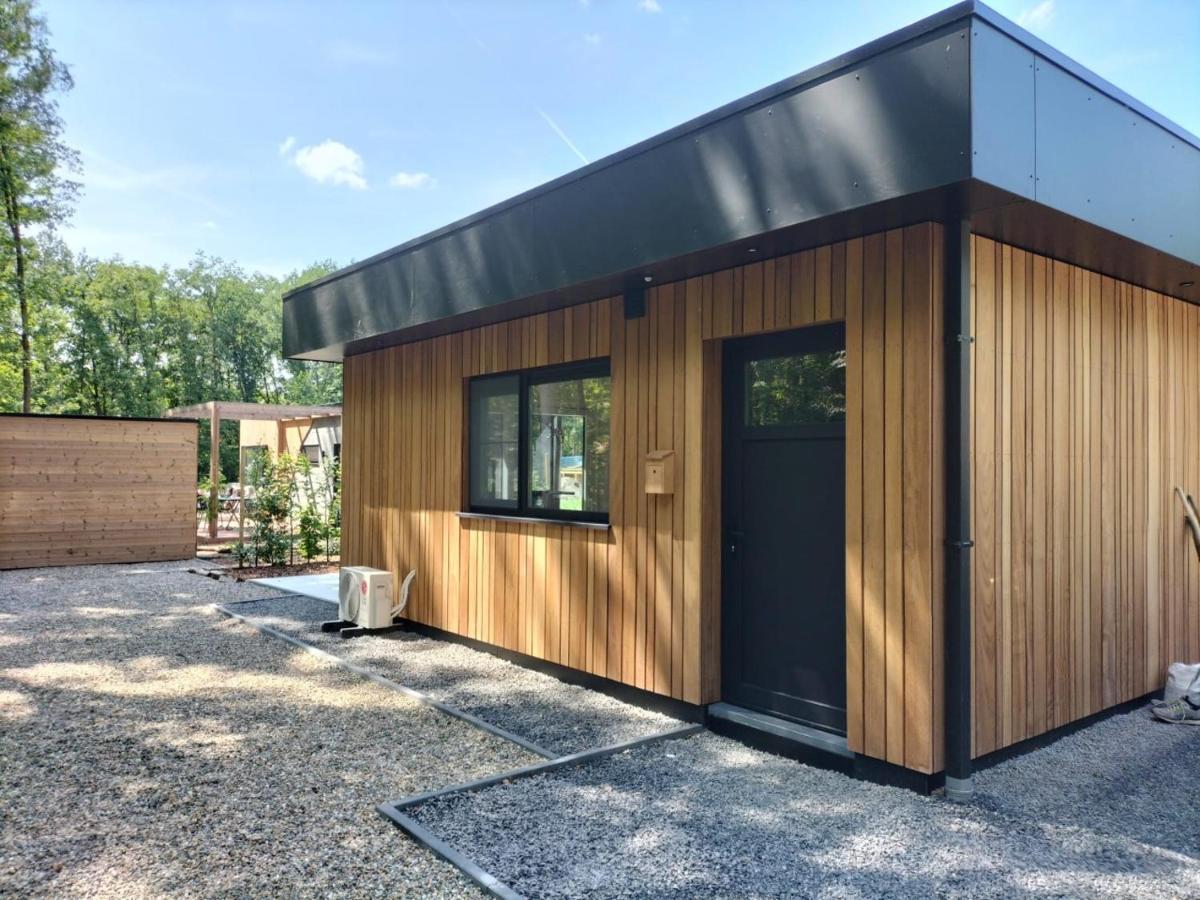 Theressa - Free Wifi En Netflix Zutendaal Exteriör bild